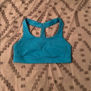 Lululemon size 6 NWOT sports bra